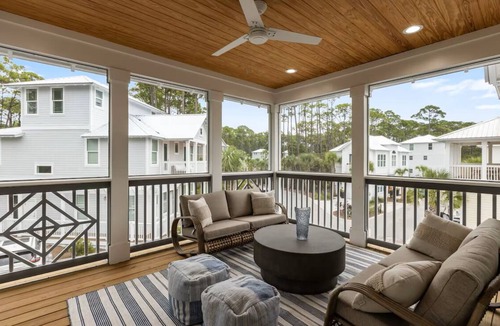 Treetop House | V Porches, immaculate new 5br/4.5ba, btwn Alys & Rsmry + Pool + Priv Bch Access