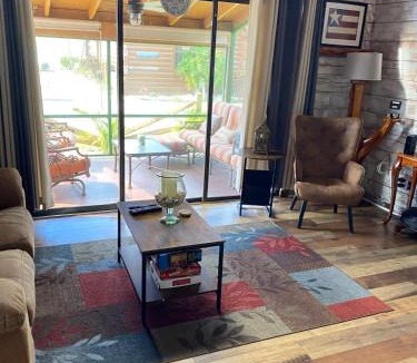 Okeechobee House | Vibrant Sunsets and Lush Landscaping on Lake Okeechobee