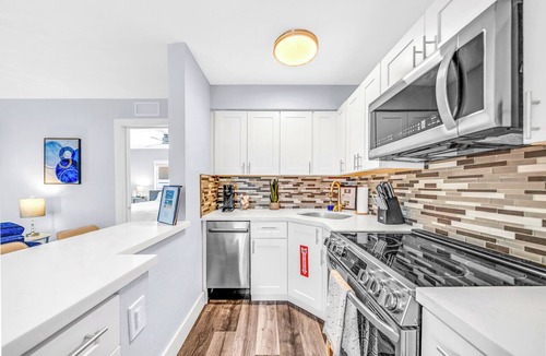 Victoria Park Apartment | Victoria Park Paradise! 1 Mile To Beach+Las Olas!
