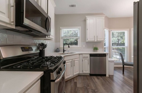 Johns Creek House | Victory Gate · ATH - Johns Creek-3BR-Fenced-Pet Friendly
