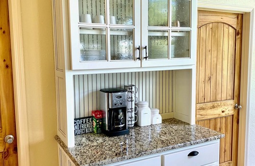 Shell Knob House | Views! Quiet Cabin on Table Rock Lake with Fire Pit and Pool
