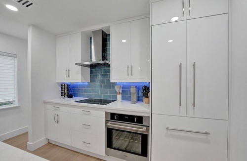 Delray Beach Villa | Villa Lauren: 4-min walk to beach, off of Atlantic