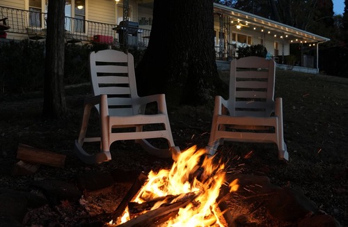 Spring City Cabin | Vintage Mountain Lake Cabin w/Huge Dock - camp vibes, privacy, family friendly!