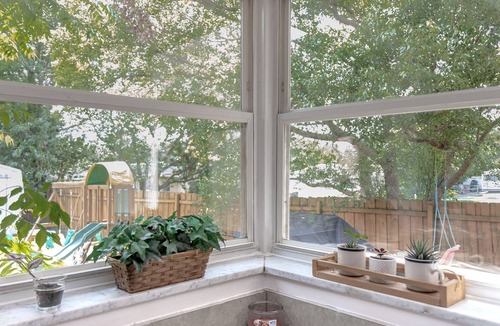 Deltona Lakes House | WAITING FOR YOU! Great 2 story in Deltona, FL-need a spot for a quick get away?