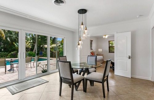 Florida North Atlantic Coast House | WALK 2 BEACH, HEATED POOL, PUTTING GREEN, 4be 2 ba, Tropical oasis