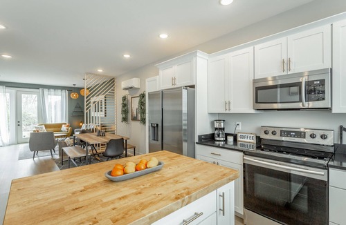 Chattanooga House | Walk Bike Swim! Pool + Downtown + Riverwalk