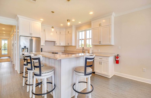 Waveland House | Walk to Beach: Oceanfront Home w/Outdoor Kitchen