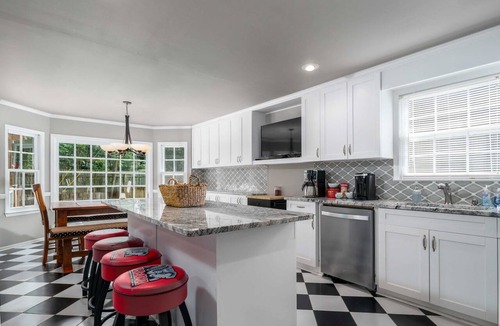 Tuscaloosa House | Walk to Campus - 3BR- Gameday Headquarters!
