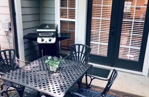Greenville Downtown House | Walk to Main St & Falls Park, 2 bedroom Townhouse with 2 parking spots