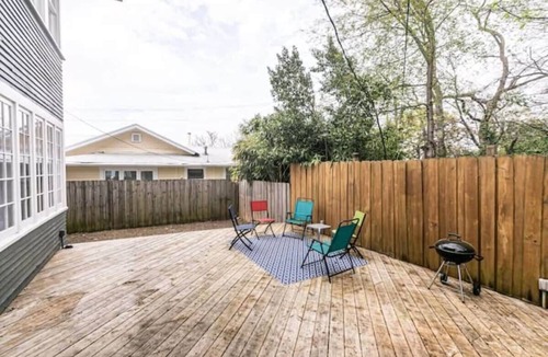 Birmingham House | Walk to Restaurants - Trendy Lakeview Craftsman