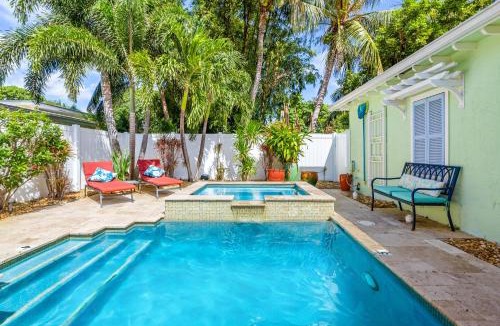 Del-Ida Park Historic District House | Walk to The Ave- Heated Pool, Spa, Golden Tee and Putting Green - mins to Beach- by Maven Vacation Rentals