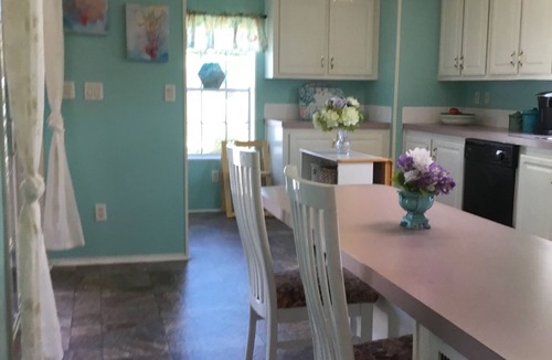 Hutchinson Island South House | Walk to the Beach at Nettles Island 4 bed/2 bath sleeps 8