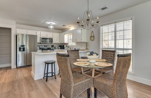 Gulfview Heights House | Walkable 30A Getaway! Coastal Cottage & Suite