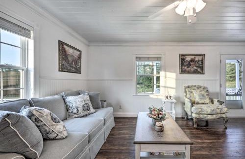 Dunlap House | Waterfront Dunlap Cottage: Large Yard + Views
