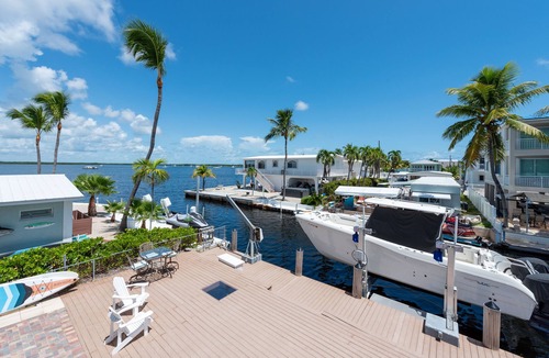 Key Largo Village House | Waterfront Florida Keys, Tarpon Basin. Discounts for 2 or more month stay.