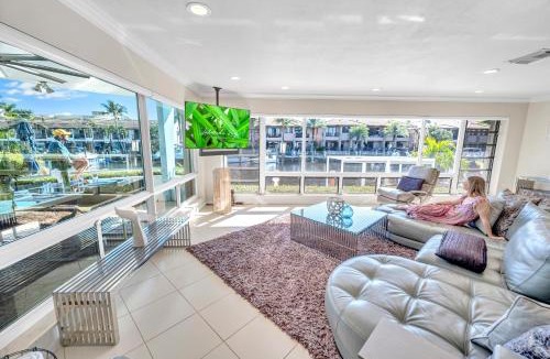 Coral Ridge House | Waterfront Heated pool Dock Access Your Own Resort SaltAire Key RESlDENCES