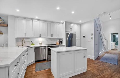 South Palm Beach Condo | Waterfront Palm Beach Escape: Piper