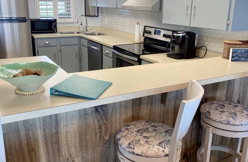 Daytona Beach Shores Condo | WEEKLY DISCOUNTS! OCEANFRONT CONDO! DIRECT BEACH ACCESS! NO DRIVE BEACH!KITCHEN!