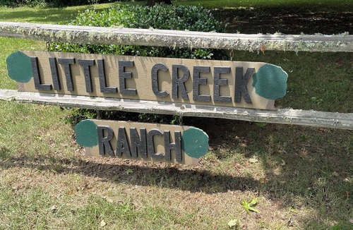 Franklin Cottage | Welcome to Little Creek Ranch - A cozy cottage in charming Franklin