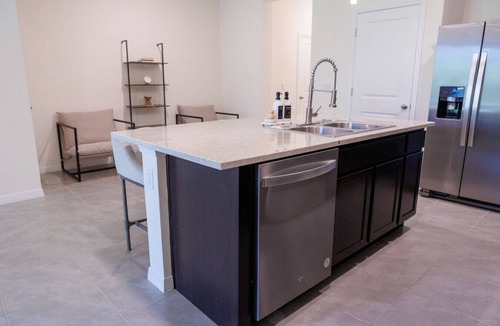 Wimauma House | Welcome to South Shore Suites, Your Serene Getaway!