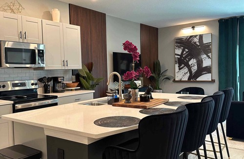 Solivita House | Welcome To Wynwood Gardens! Just minutes from shops, restaurants & Disney parks.
