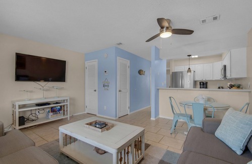 Scenic Gulf Drive Condo | Welcome to Your Beachside Escape in Destin!