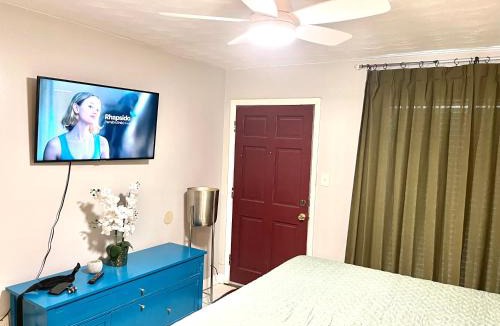 Midtown Apartment | Welcome travelTechs, Xai, Claude, Google, Medical Residents, Tourists