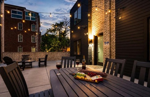 West End House | West End Oasis'- 2 Side by Side Homes - Patios