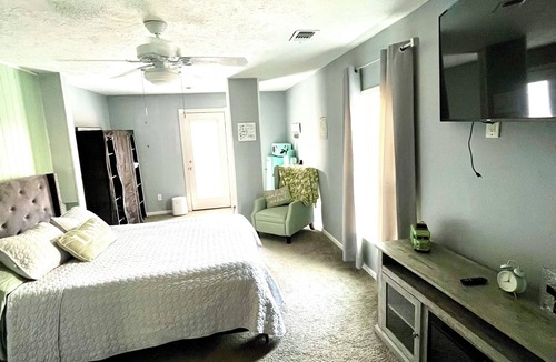 Keenan Resort | Where the birds sing!