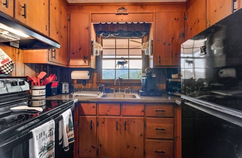 Franklin House | Whisper Mountain Retreat