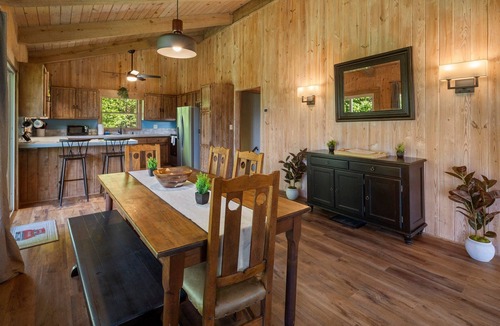 Qualla House | Whittier Woods Retreat. Smokies, Bryson City. Pet-friendly, Family Get-A-Way.