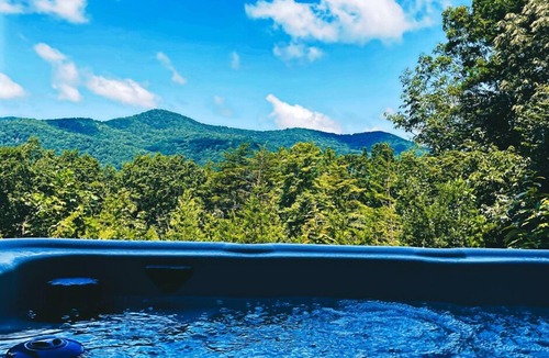 Cleveland Cabin | Wide-Spread Mountain Views, Hot Tub, Firepit, Arcade & So Much More!