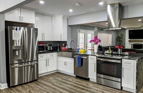 Whitemarsh Island House | Wilmington Island Escape with Pool & Hot Tub