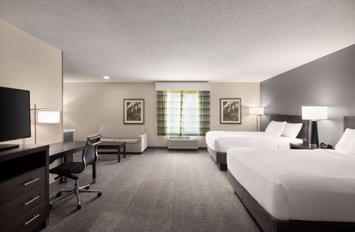 Port Wentworth Hotel | Wingate by Wyndham Savannah I-95 North