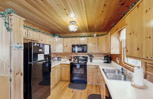 Mineral Bluff House | Wolf Creek Retreat Stay