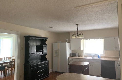 Blackshear House | Wonderful 3 Bedroom, 2 Bath home perfect for families and groups