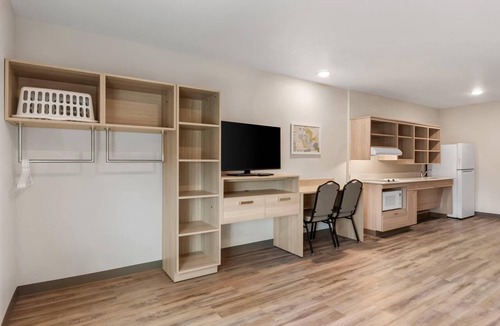 Wright Hotel | WoodSpring Suites Fort Walton Beach - Eglin AFB