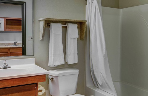 Columbus Hotel | WoodSpring Suites Columbus near Fort Benning