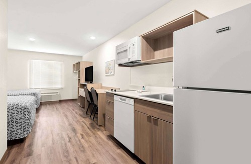 Savannah Hotel | Woodspring Suites Savannah West Chatham Parkway