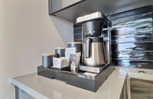 Five Points South Apartment | Work Trip Ready, Gym & High-Speed Wi-Fi, Near UAB