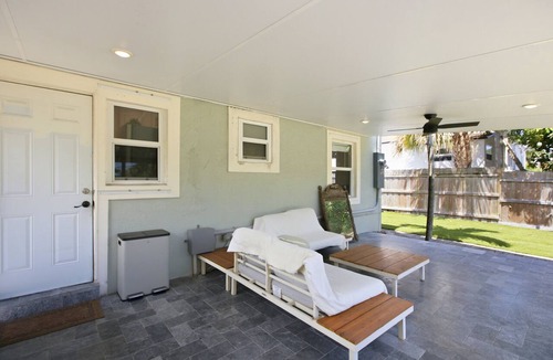 Poiciana Park II House | WPB Bungalow with Pet-Friendly Fenced Yard, Mins to Downtown and Beach