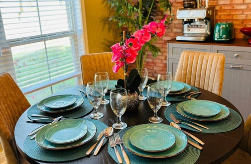 Daphne House | Xquisite Nook, the ideal getaway in Daphne, AL!