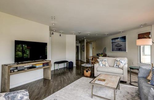 Shelter Cove Villa | Yacht Club Villas 7542