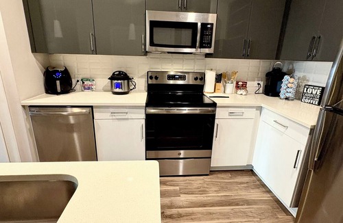Sandy Springs Apartment | YJKy Luxuries