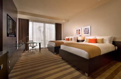 Seybold Hotel | Your Miami Vacation Starts Here! 2 Spacious Rooms w/Soundproofed Window!