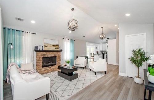 Griffin House | Your Quiet Escape in Locust Grove - Sleeps 6