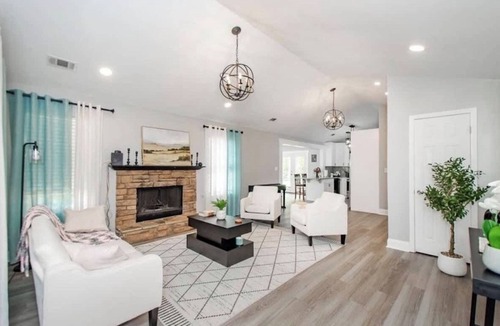 Griffin House | Your Quiet Escape in Locust Grove Sleeps 6