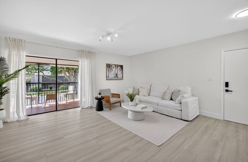 Deerfield Beach Condo | Zen Modern Golf Villa 3- Locate Between Boca & Deerfield