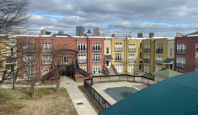 1 BR 1 BATH CONDO DOWNTOWN ATLANTA