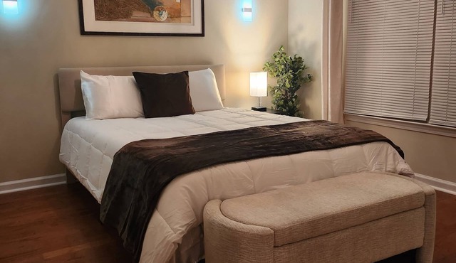 2,298Sqft-King Bed-BBQ-Gbps-W/D
